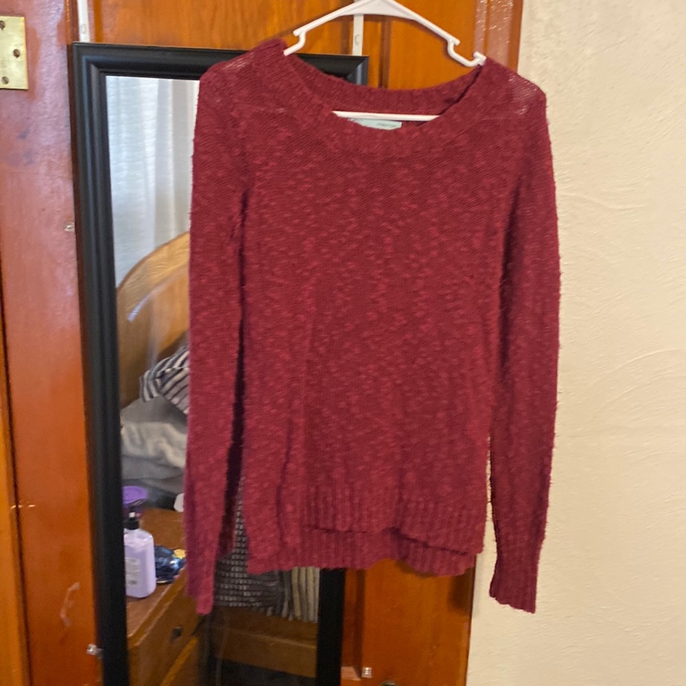 Say small sweater for Maurices